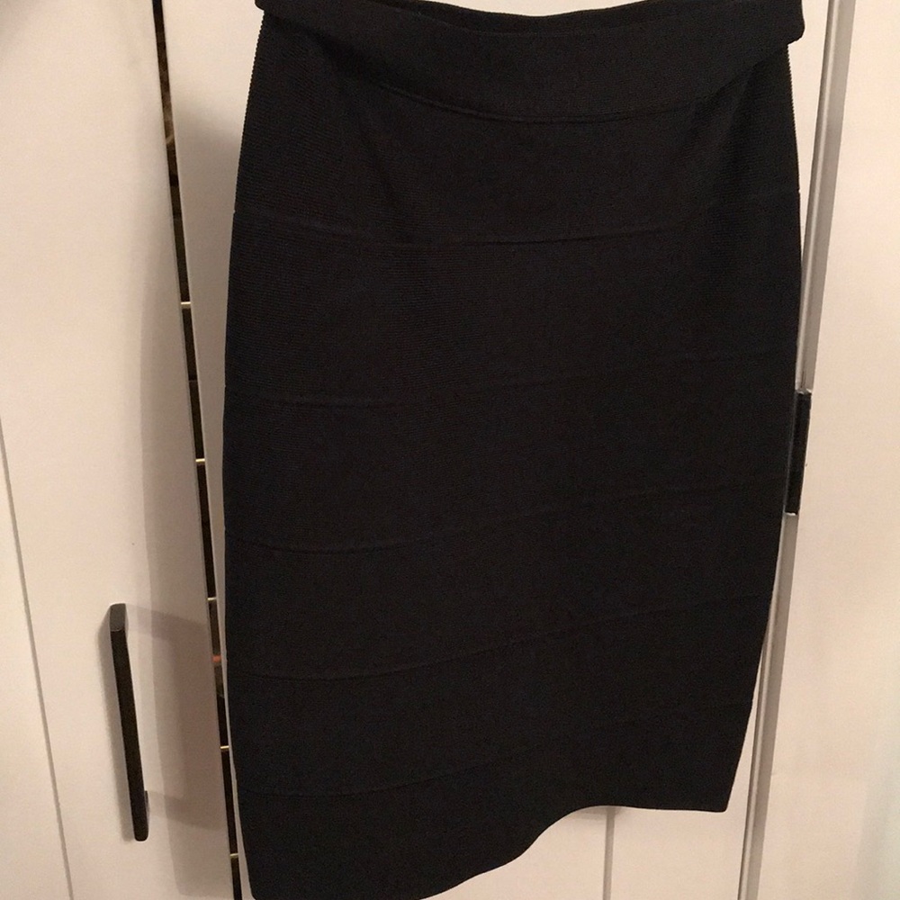 Brand new black BCBG tube skirt